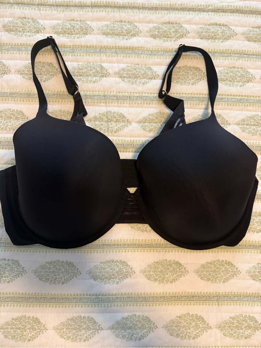 La Mystere Black Women's T-Shirt Bra - Smooth Molded Cups